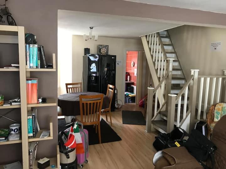 Private King En-suite Bedroom Close To Mediacityuk/old Trafford *
