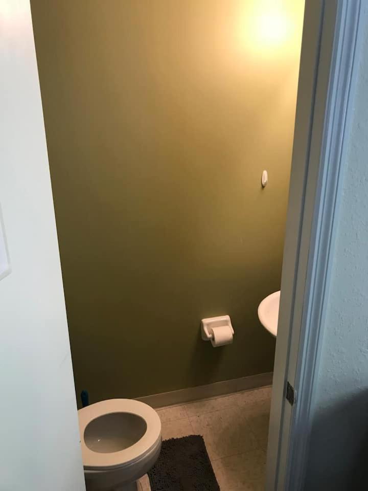 Homestay Private King En-suite Bedroom Close To Mediacityuk/old Trafford